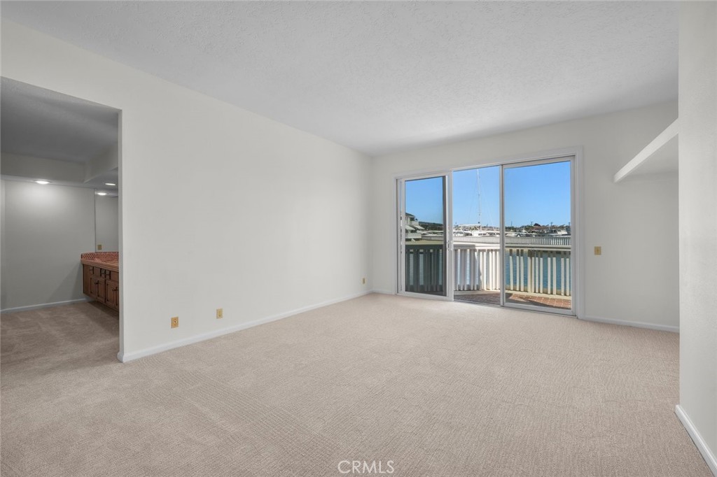 981 Bayside Cove 405