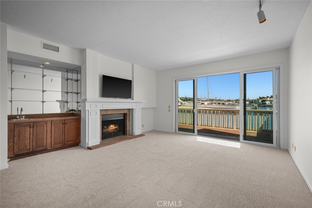 981 Bayside Cove 405