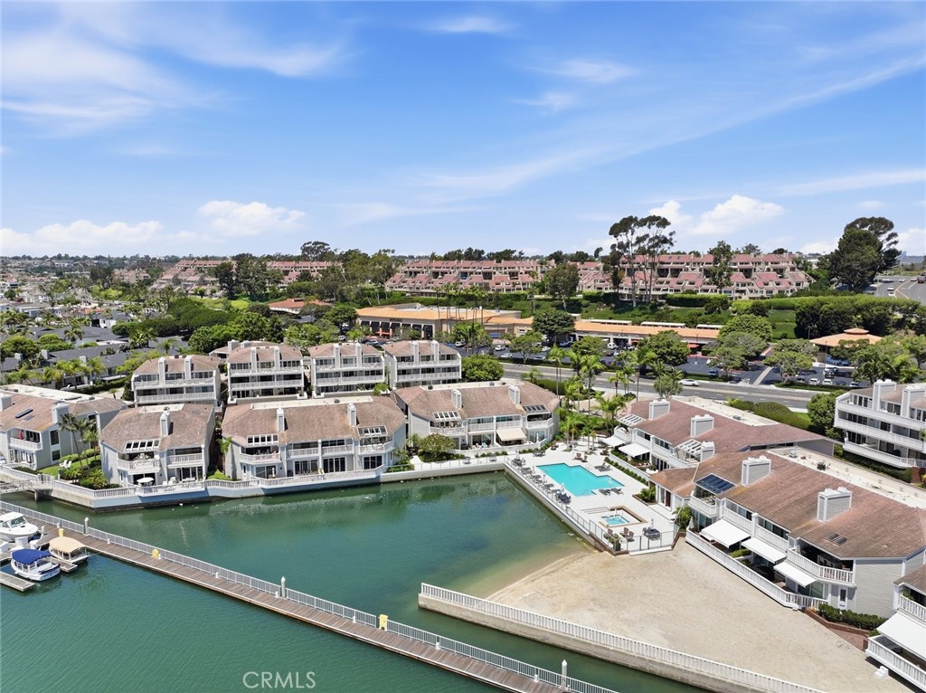 981 Bayside Cove 405