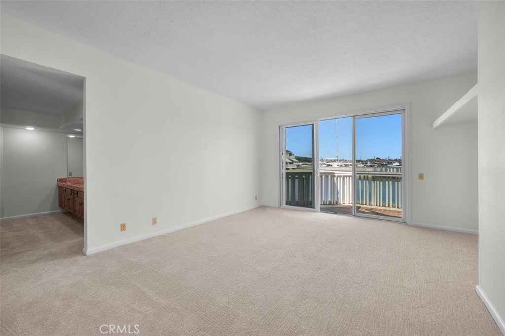 981 Bayside Cove 405