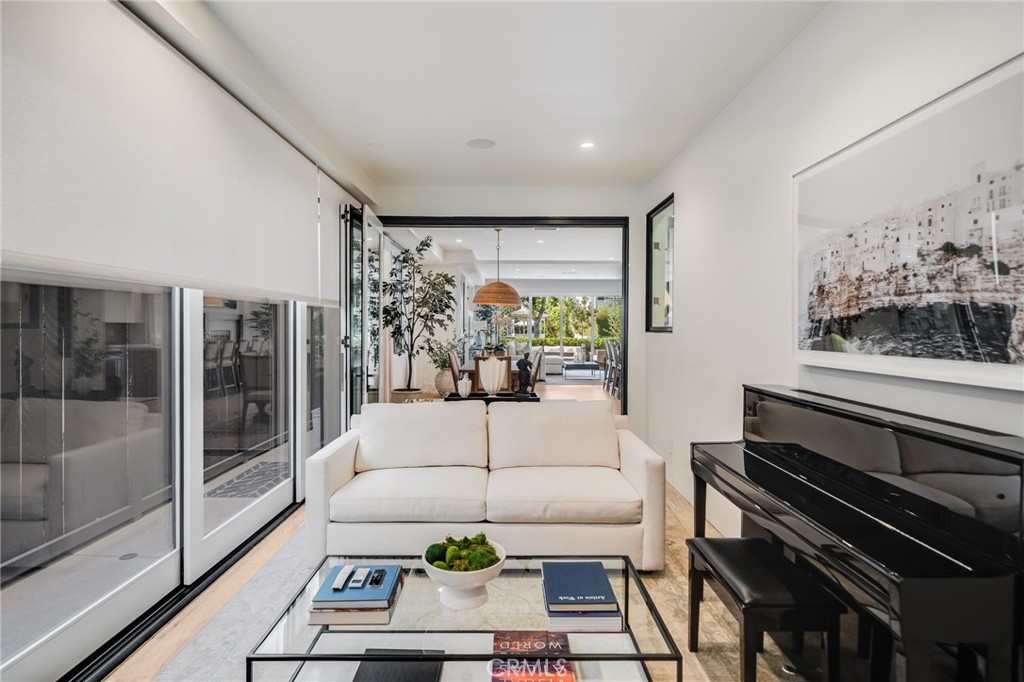 428 Fernleaf Avenue