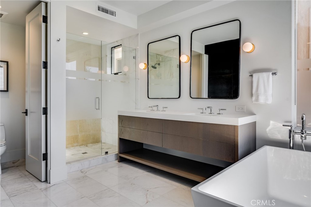 428 Fernleaf Avenue