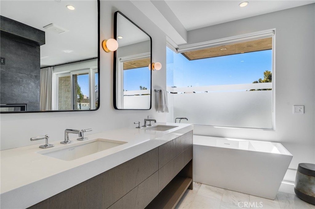 428 Fernleaf Avenue