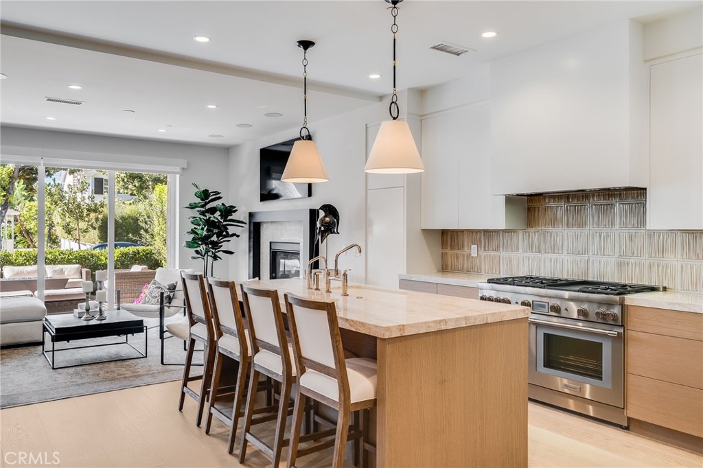 428 Fernleaf Avenue