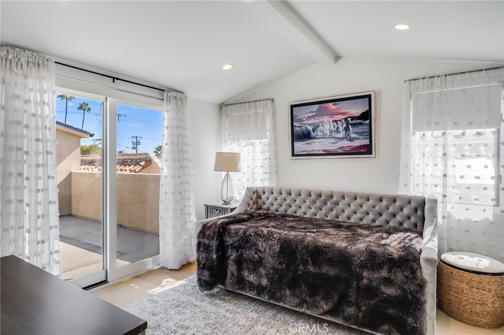 428 Fernleaf Avenue