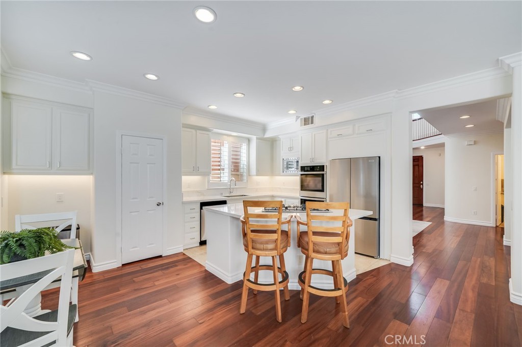 7124 Forest Glen Drive
