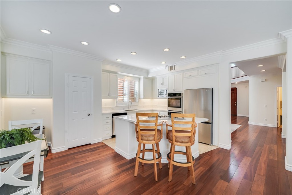 7124 Forest Glen Drive