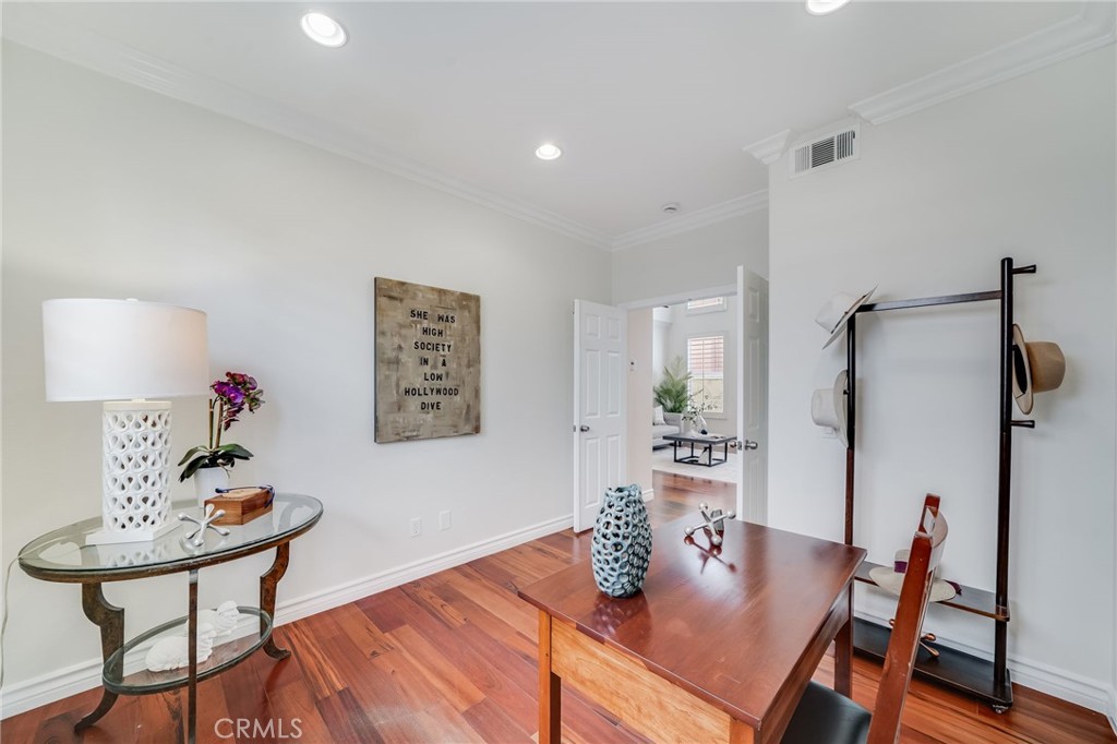 7124 Forest Glen Drive