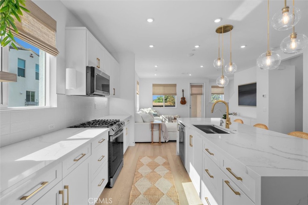 32053 Paseo Vienta