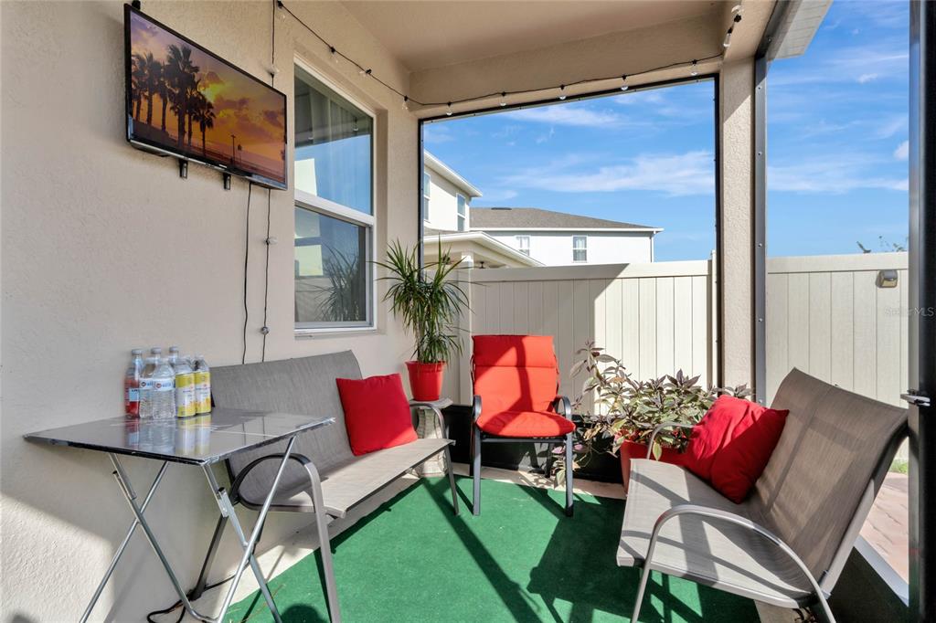 2588 NEEDLEPOINT STREET