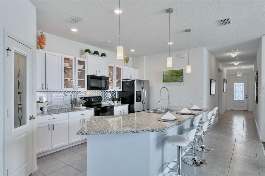 2588 NEEDLEPOINT STREET