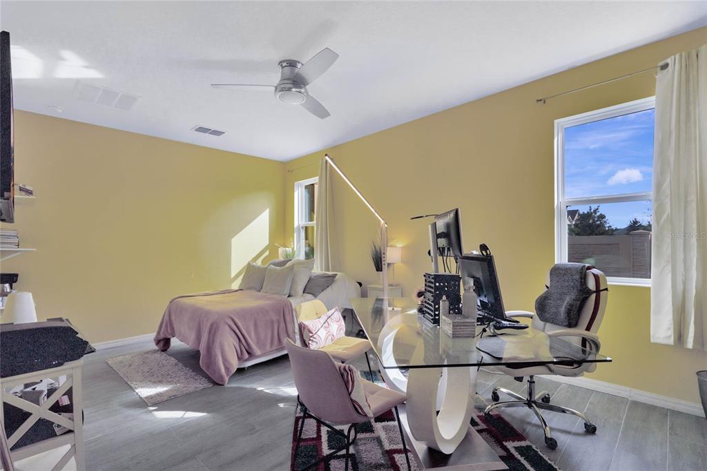 2588 NEEDLEPOINT STREET
