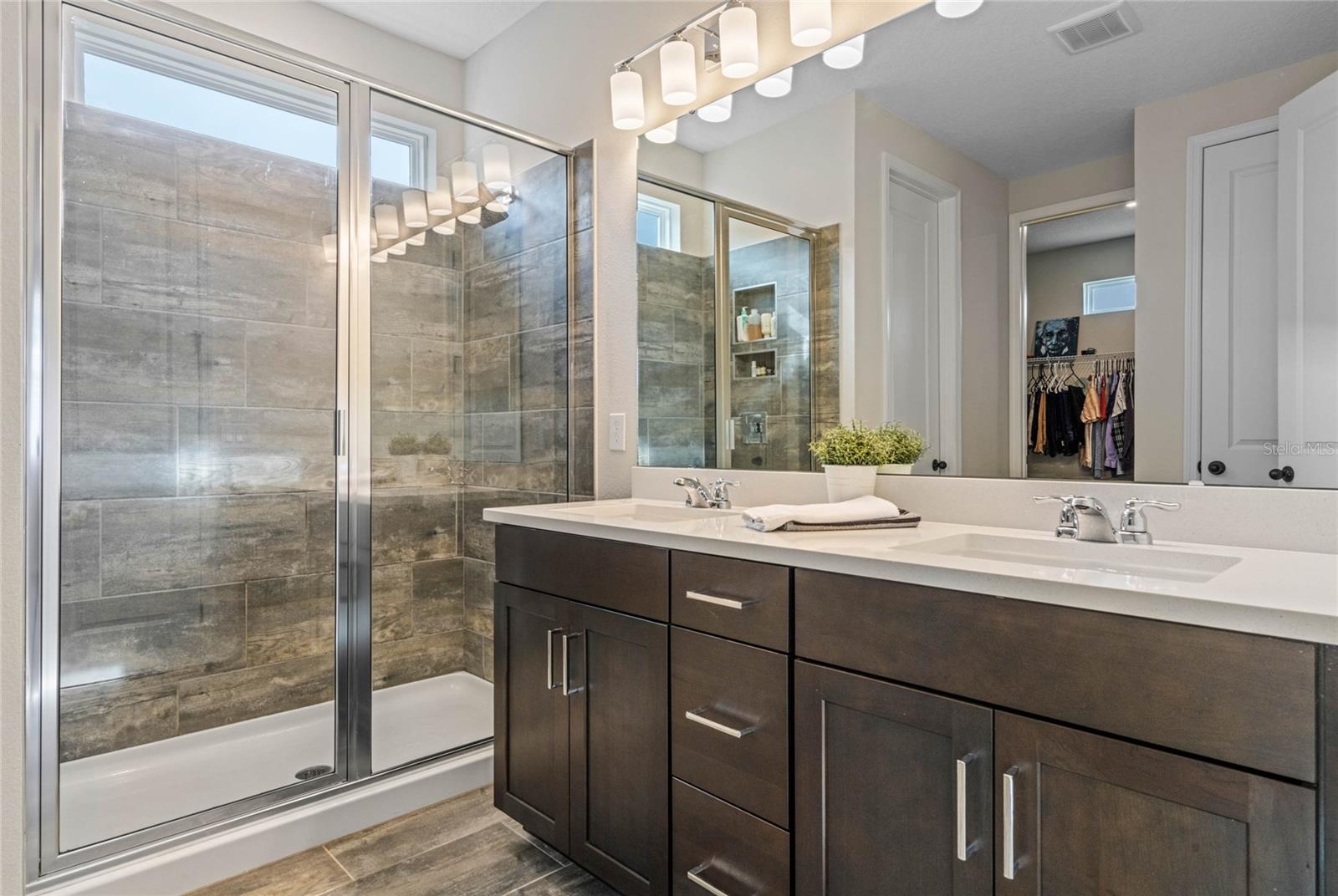 10439 AUSTRINA OAK LOOP