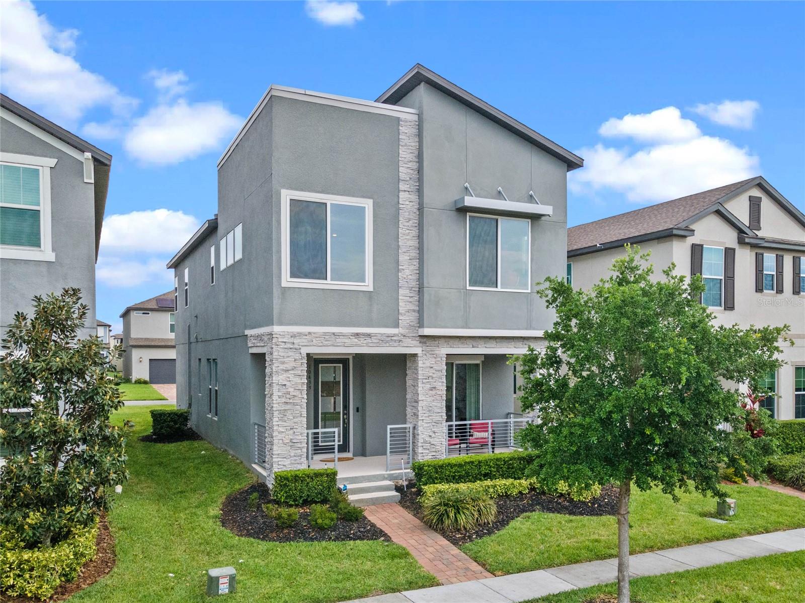 10439 AUSTRINA OAK LOOP