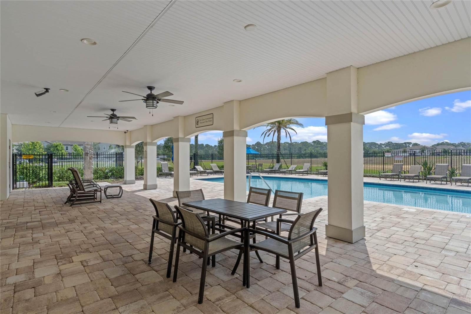 10439 AUSTRINA OAK LOOP