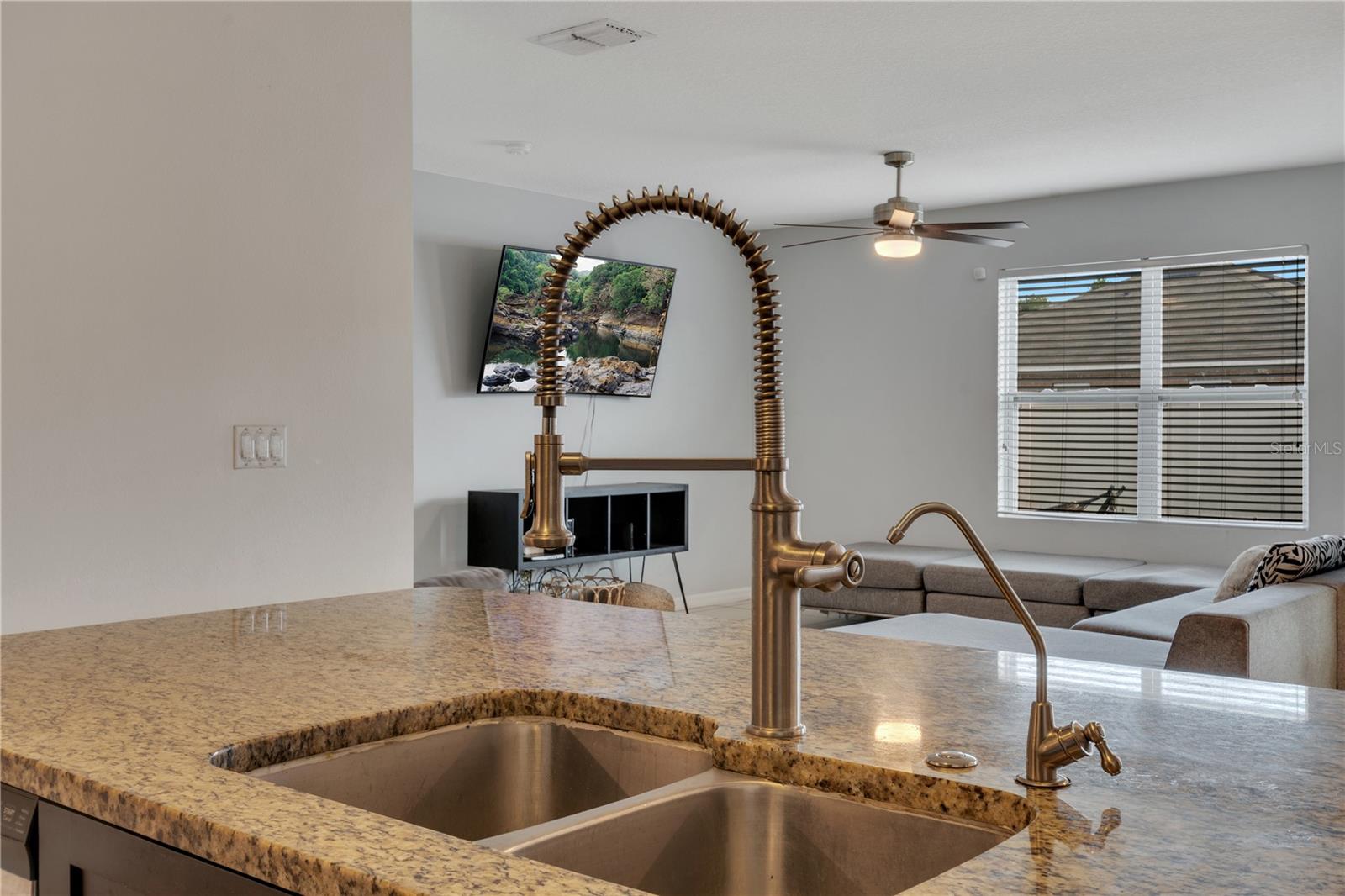 329 BRIAR PATCH LOOP