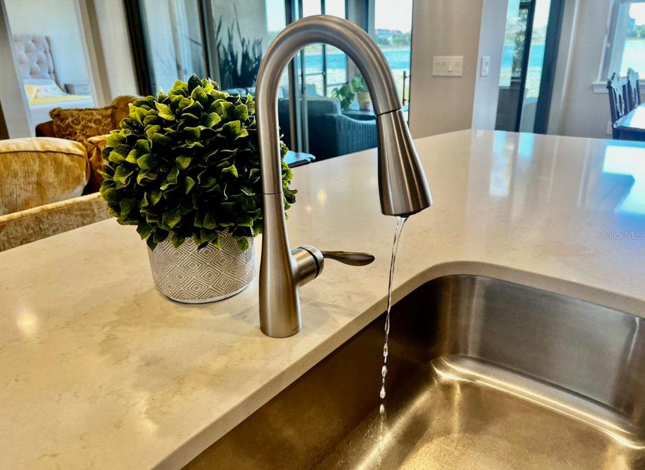 10764 LEMON LAKE BLVD