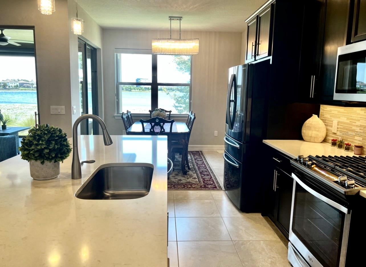 10764 LEMON LAKE BLVD