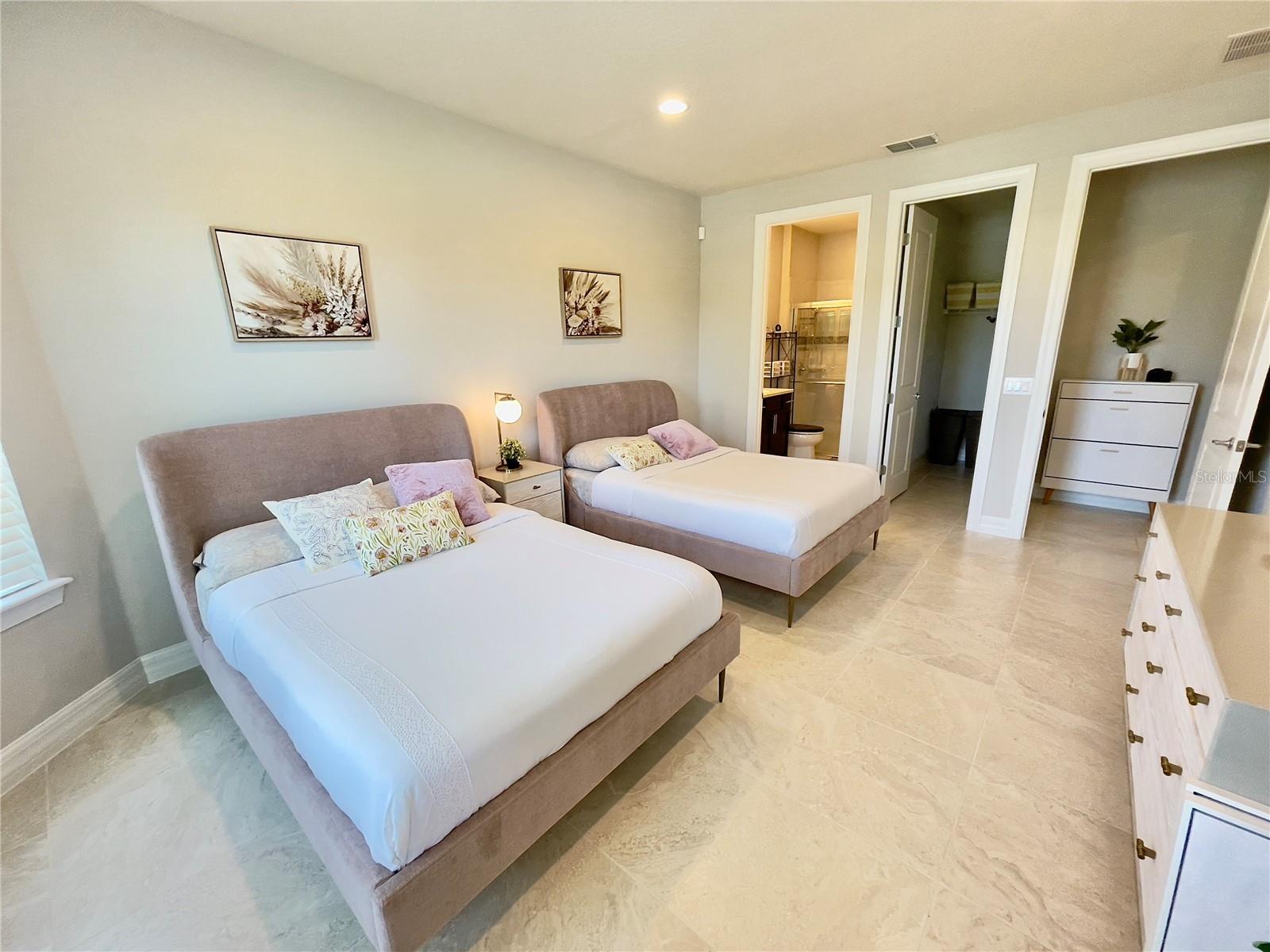 10764 LEMON LAKE BLVD