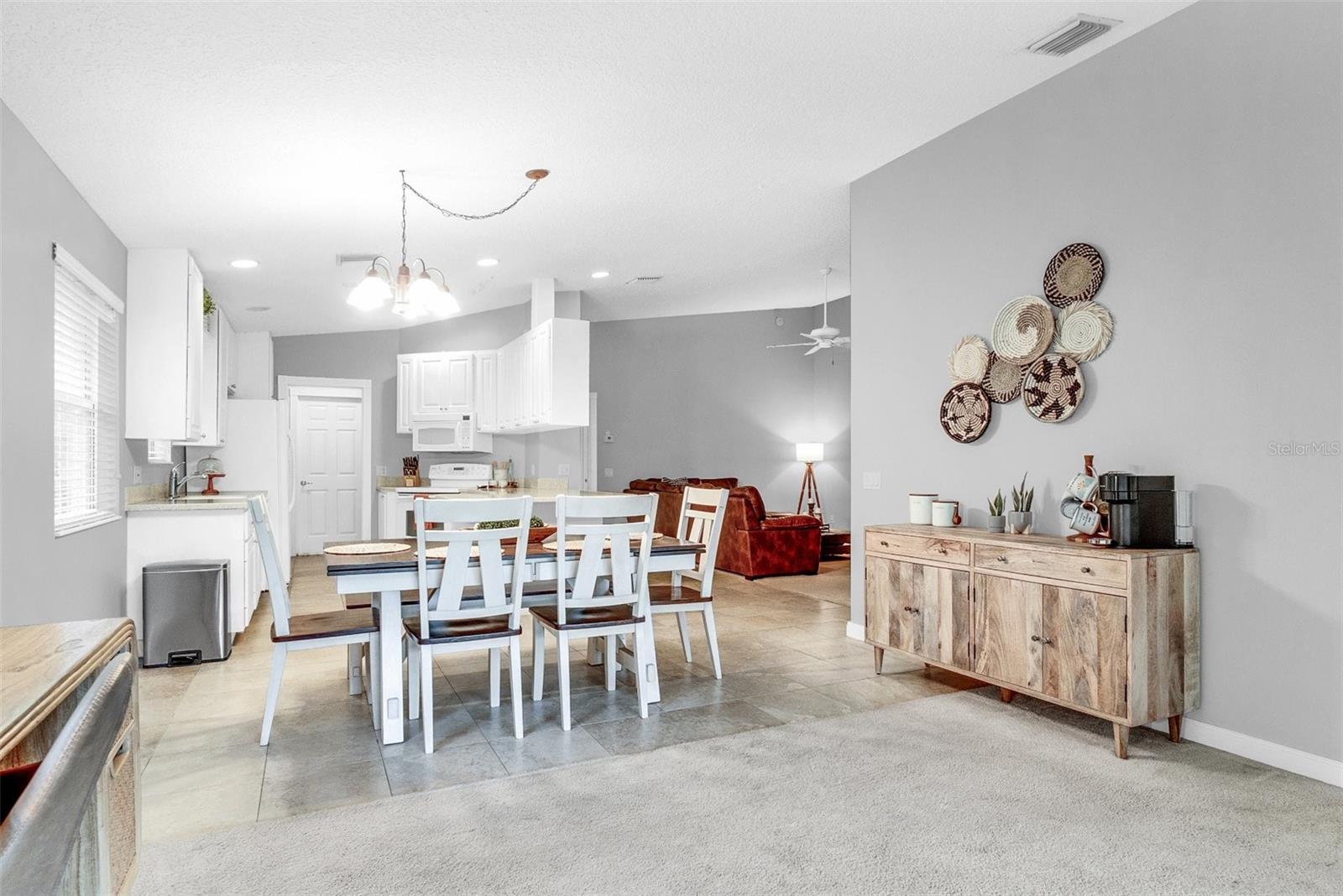 11818 DELFINA LN