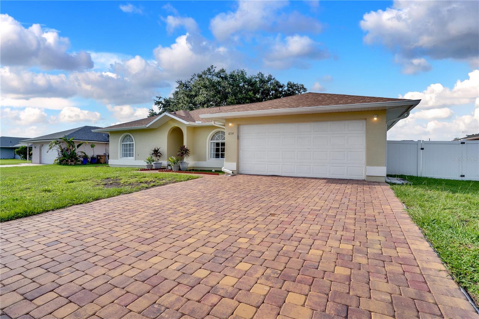 854 MENDOZA DRIVE