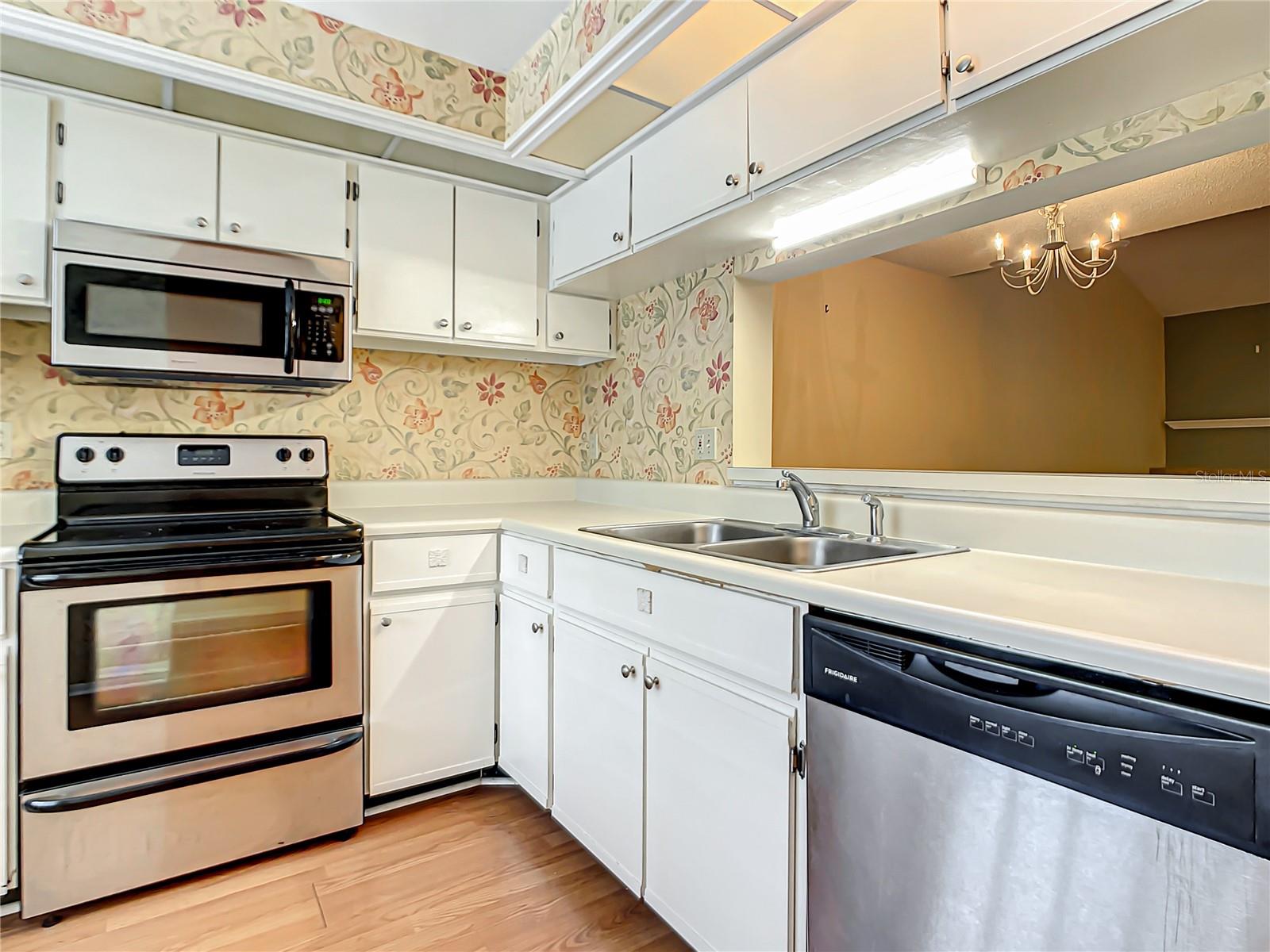 25310 NORTHLAKE DR #310