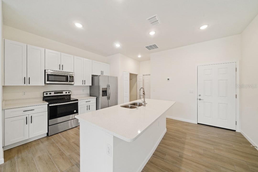 17000 SW 41ST CT