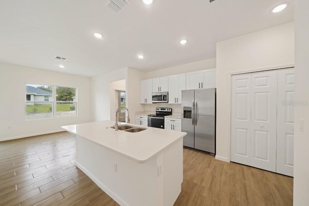 17000 SW 41ST CT