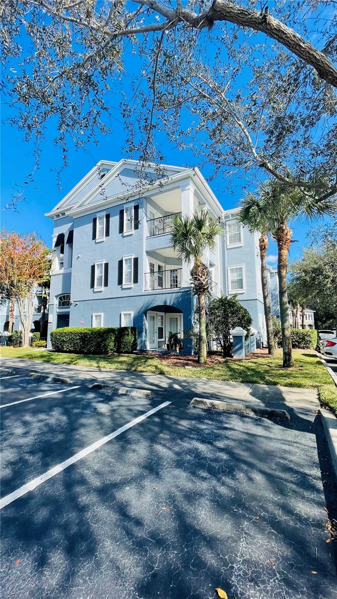 3561 CONROY RD #228