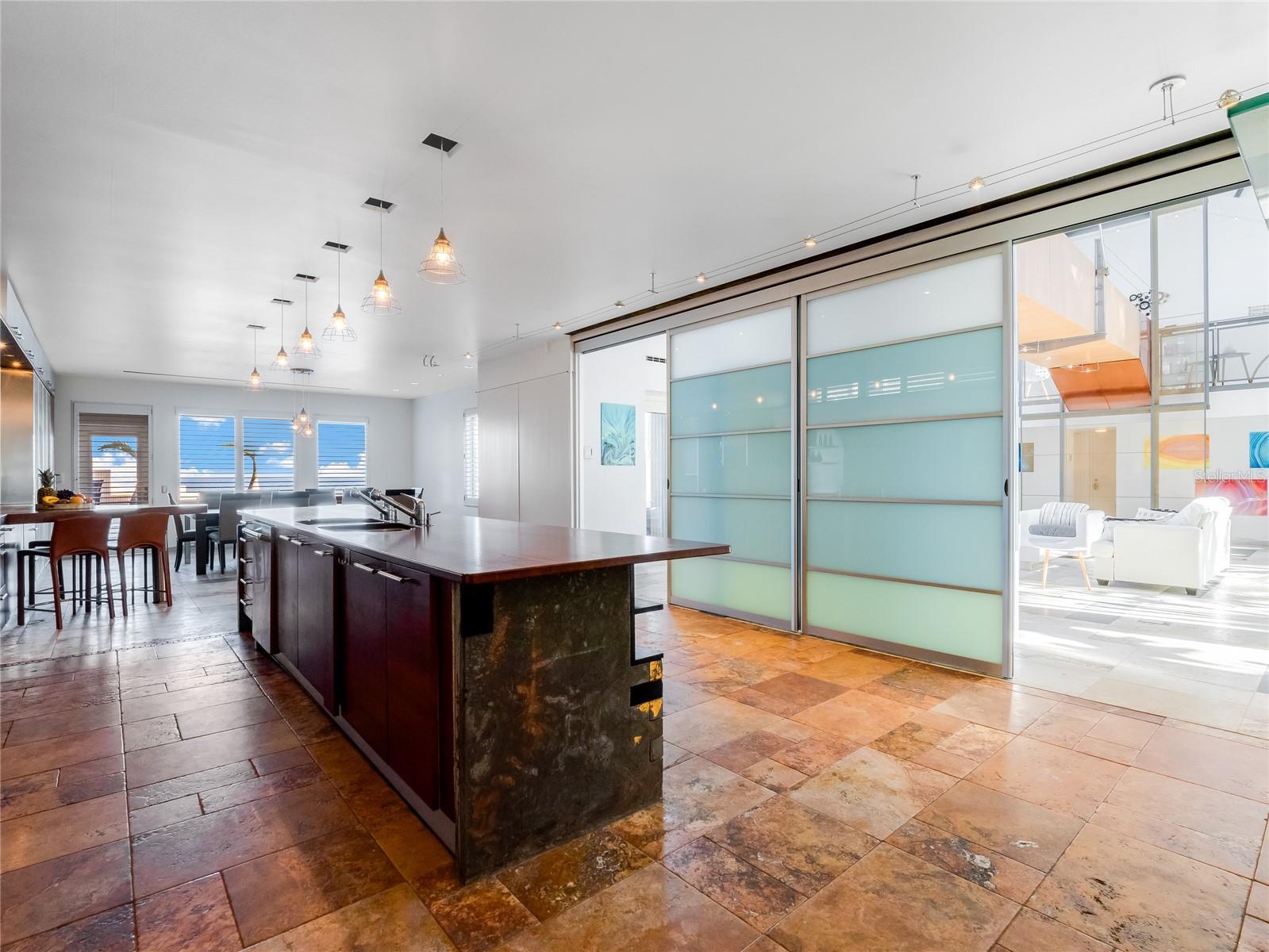 489 OCEAN SHORE BLVD