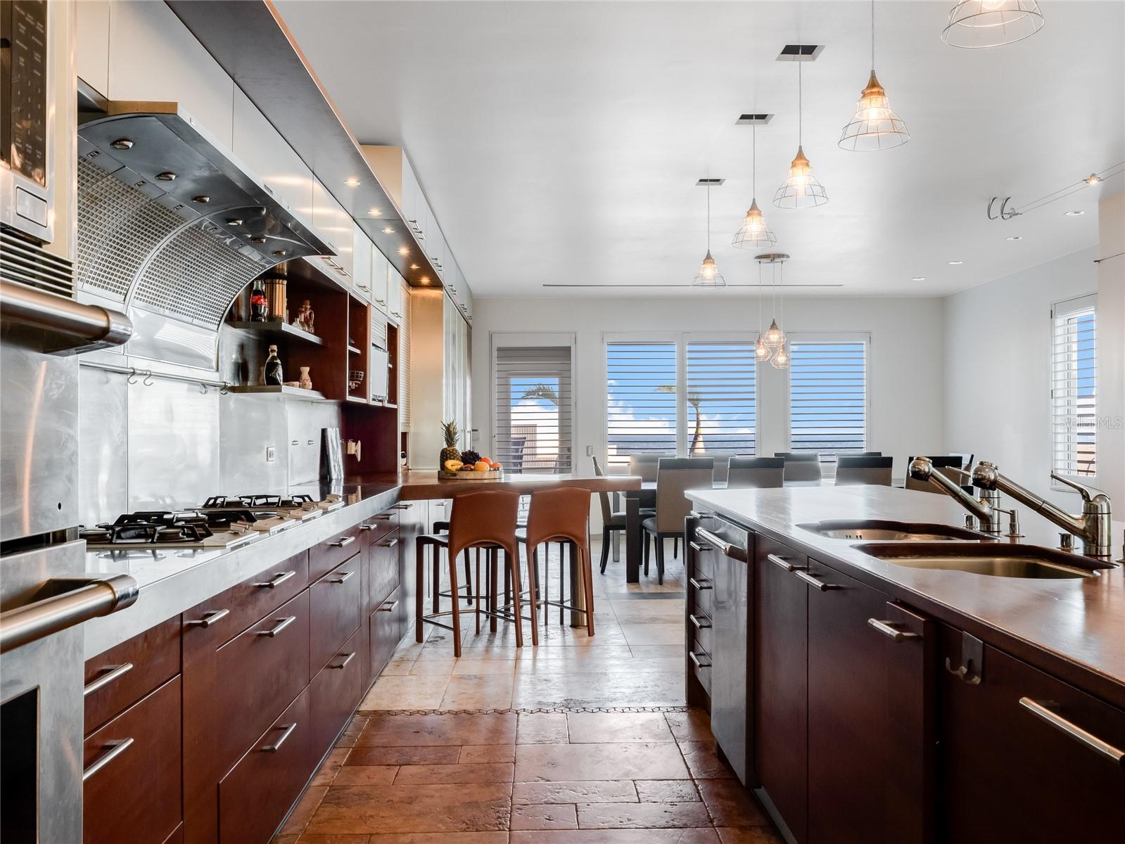 489 OCEAN SHORE BLVD