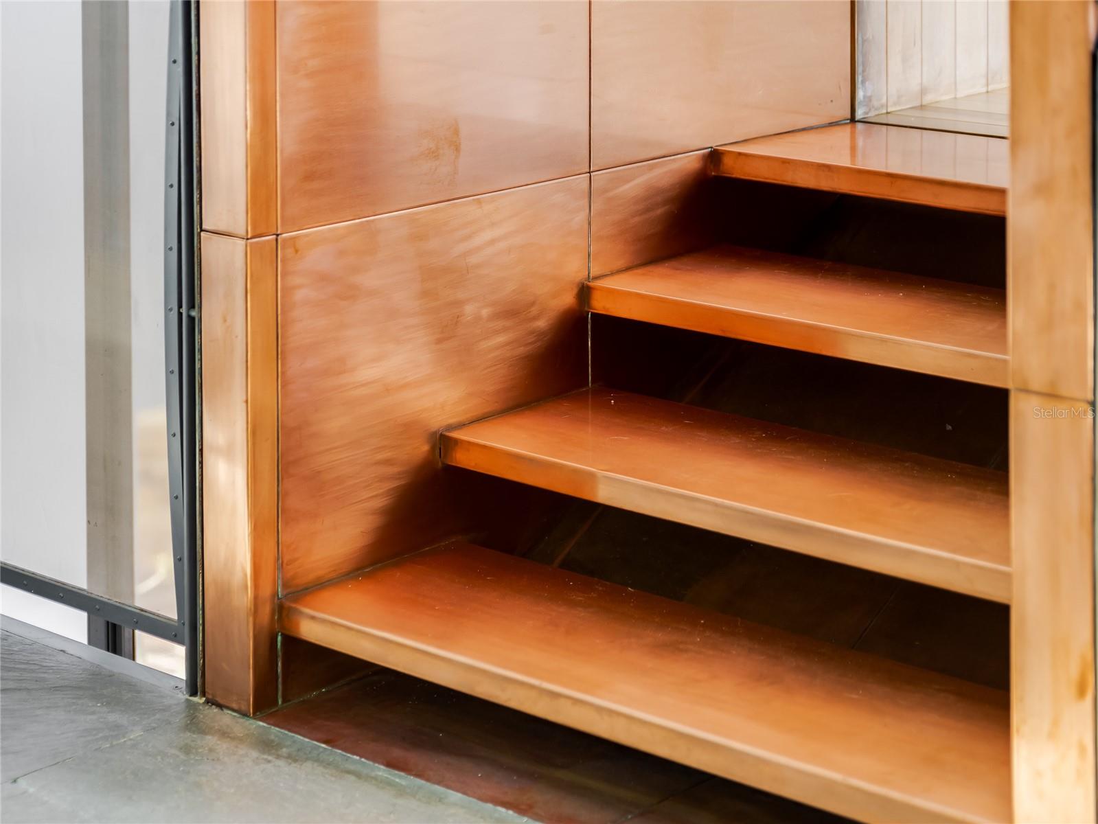 489 OCEAN SHORE BLVD