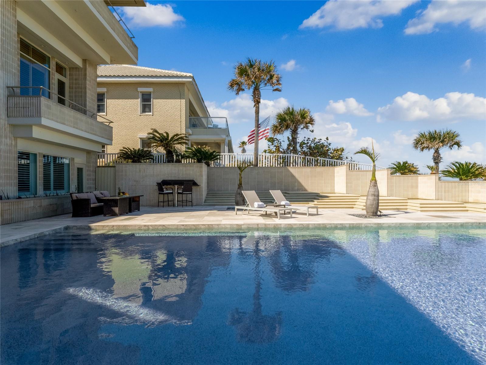 489 OCEAN SHORE BLVD