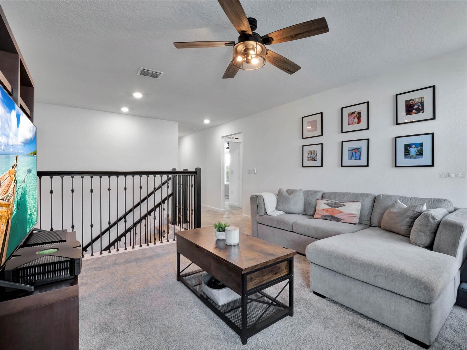 9976 INTRODUCTION WAY