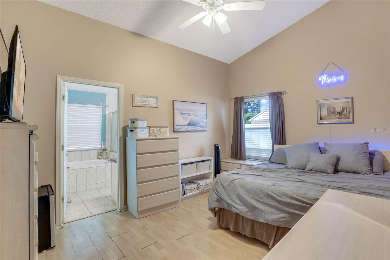 11404 KENLEY CIR