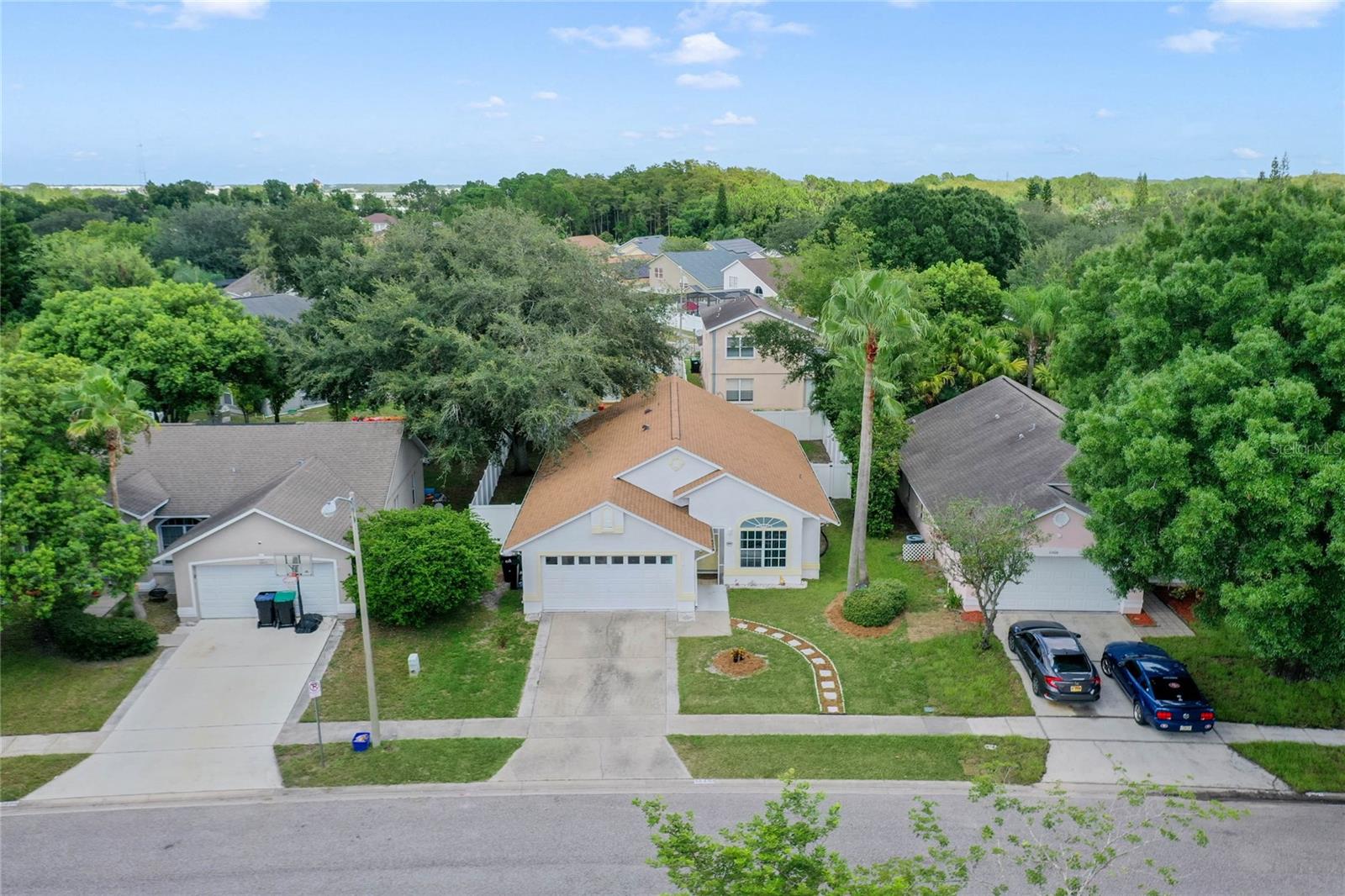 11404 KENLEY CIR