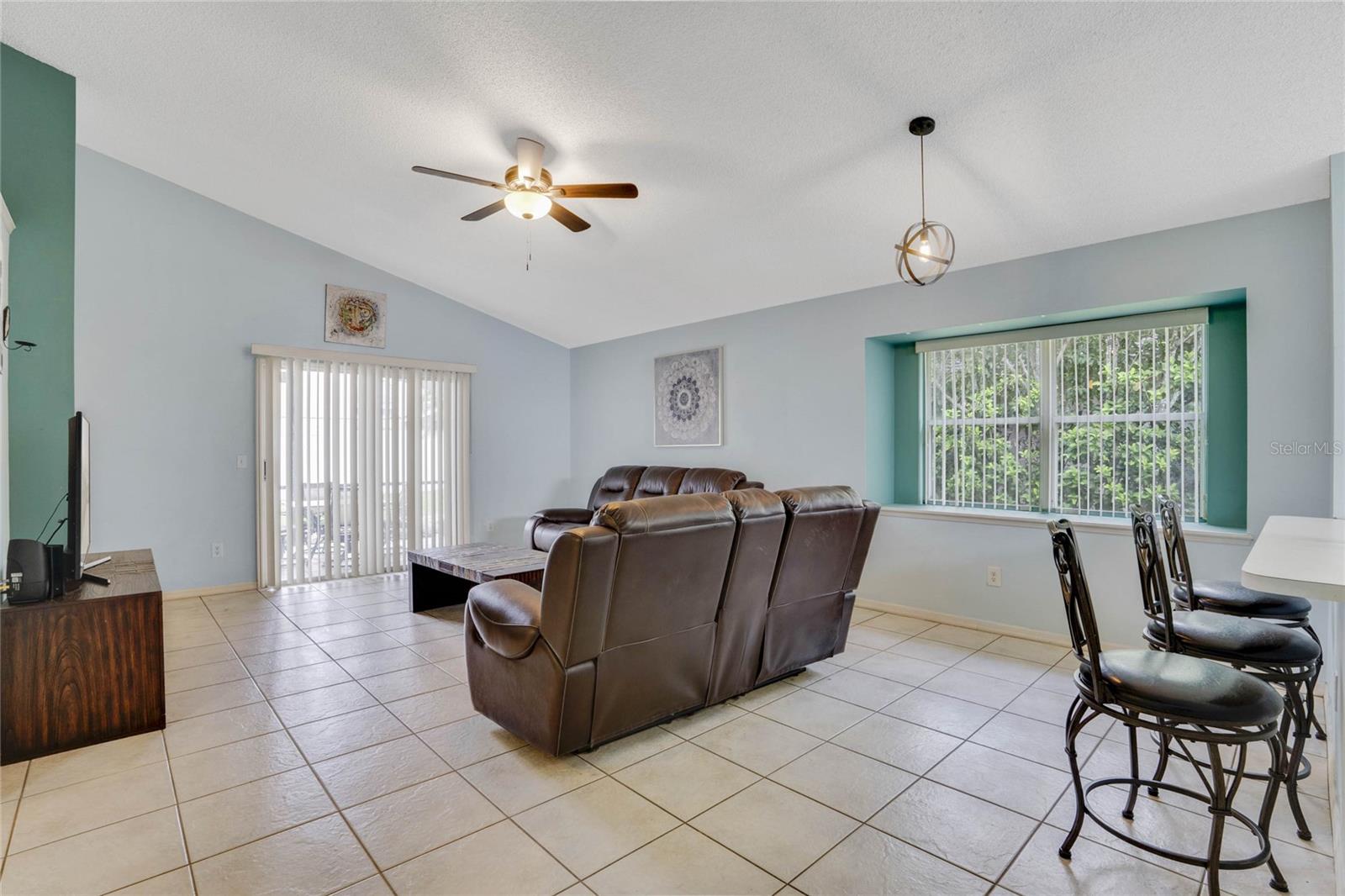 11404 KENLEY CIR