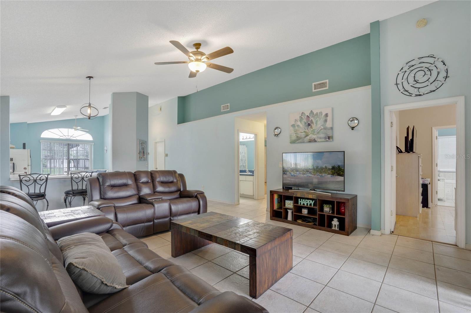 11404 KENLEY CIR