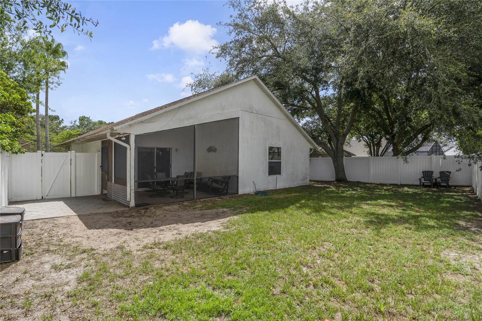 11404 KENLEY CIR