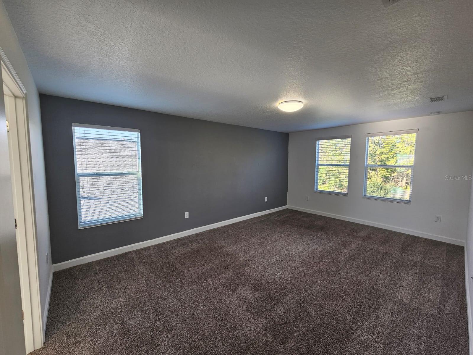 3059 BEAVER CREEK DR