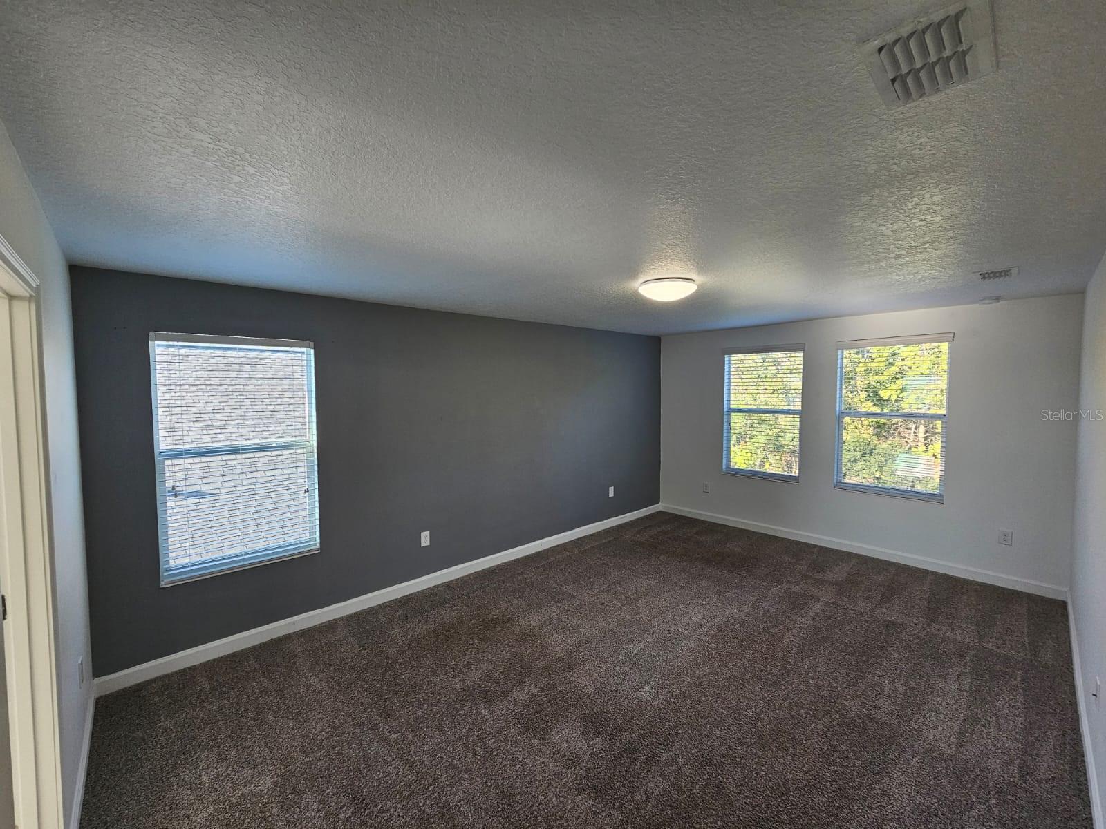 3059 BEAVER CREEK DR