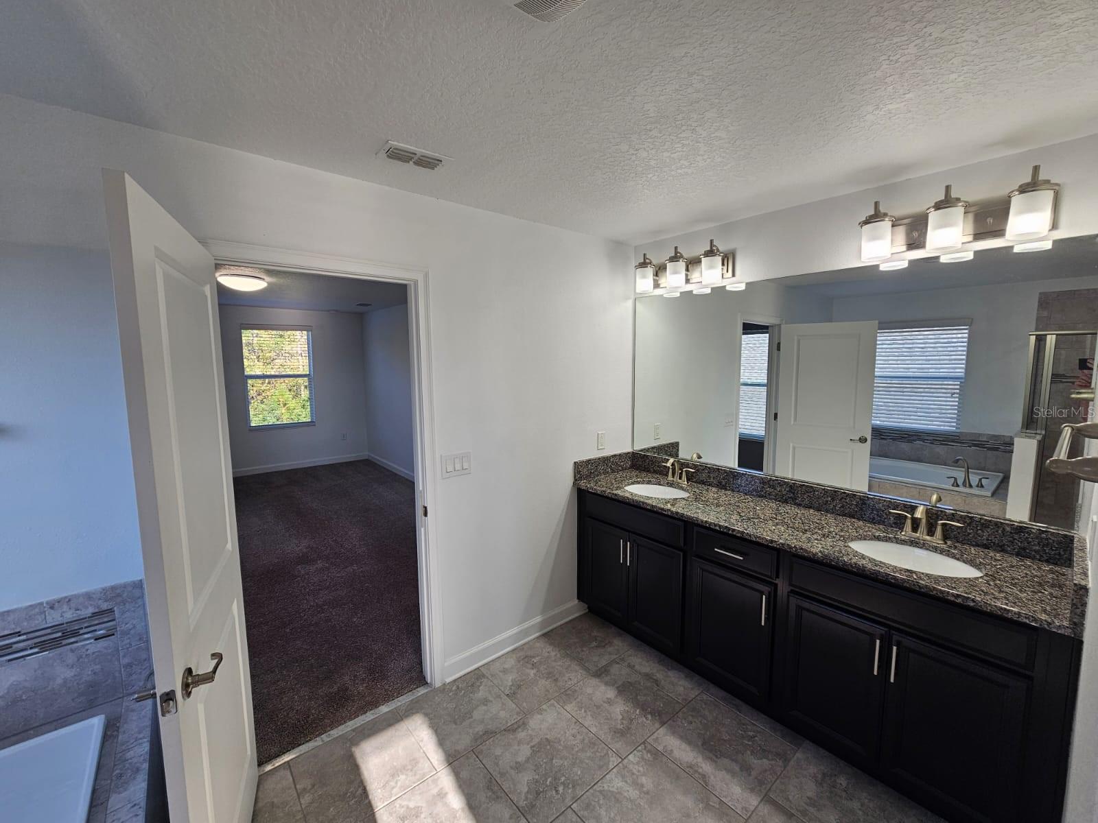 3059 BEAVER CREEK DR