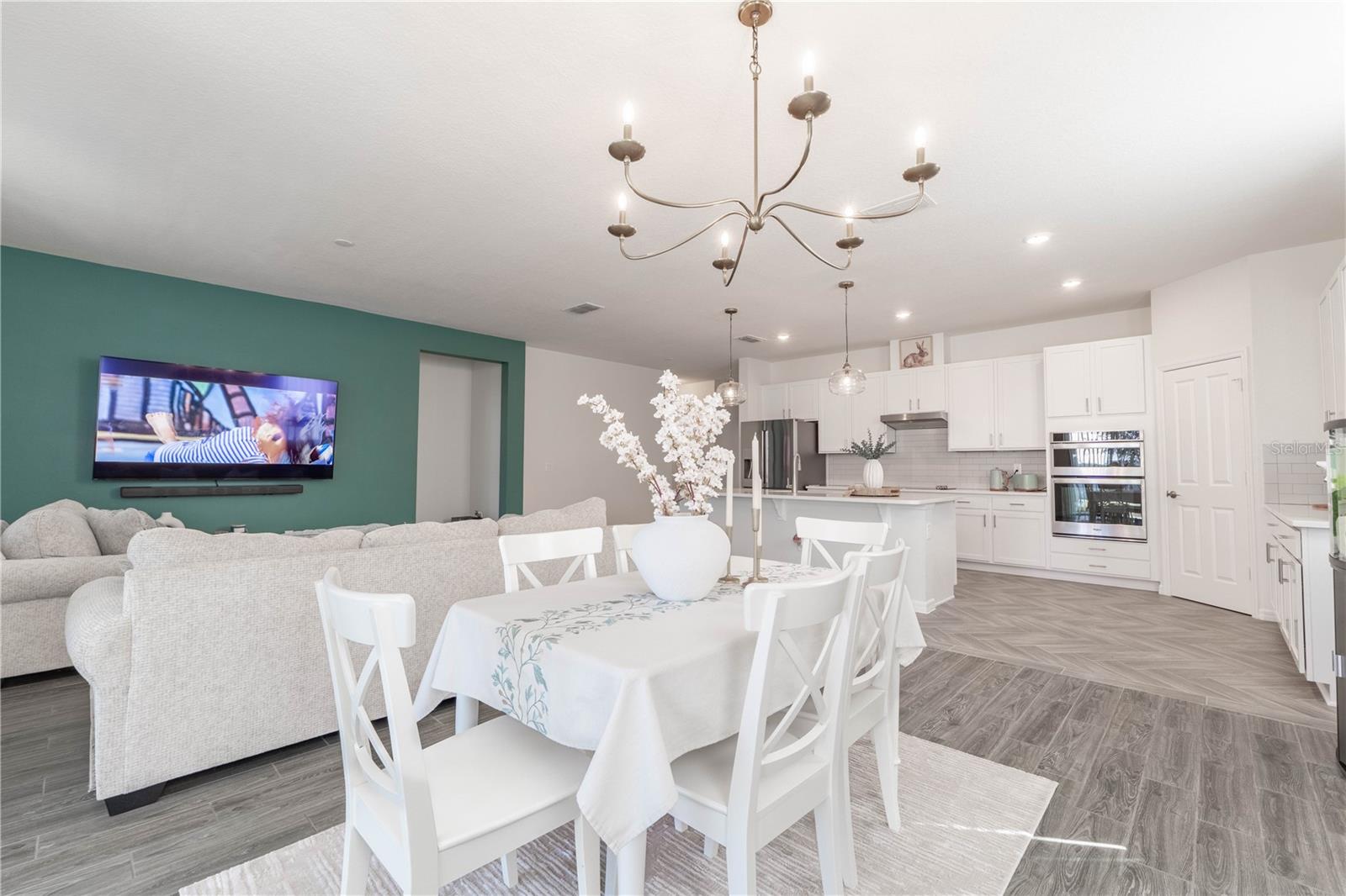 3084 CHERRY ORCHARD LN
