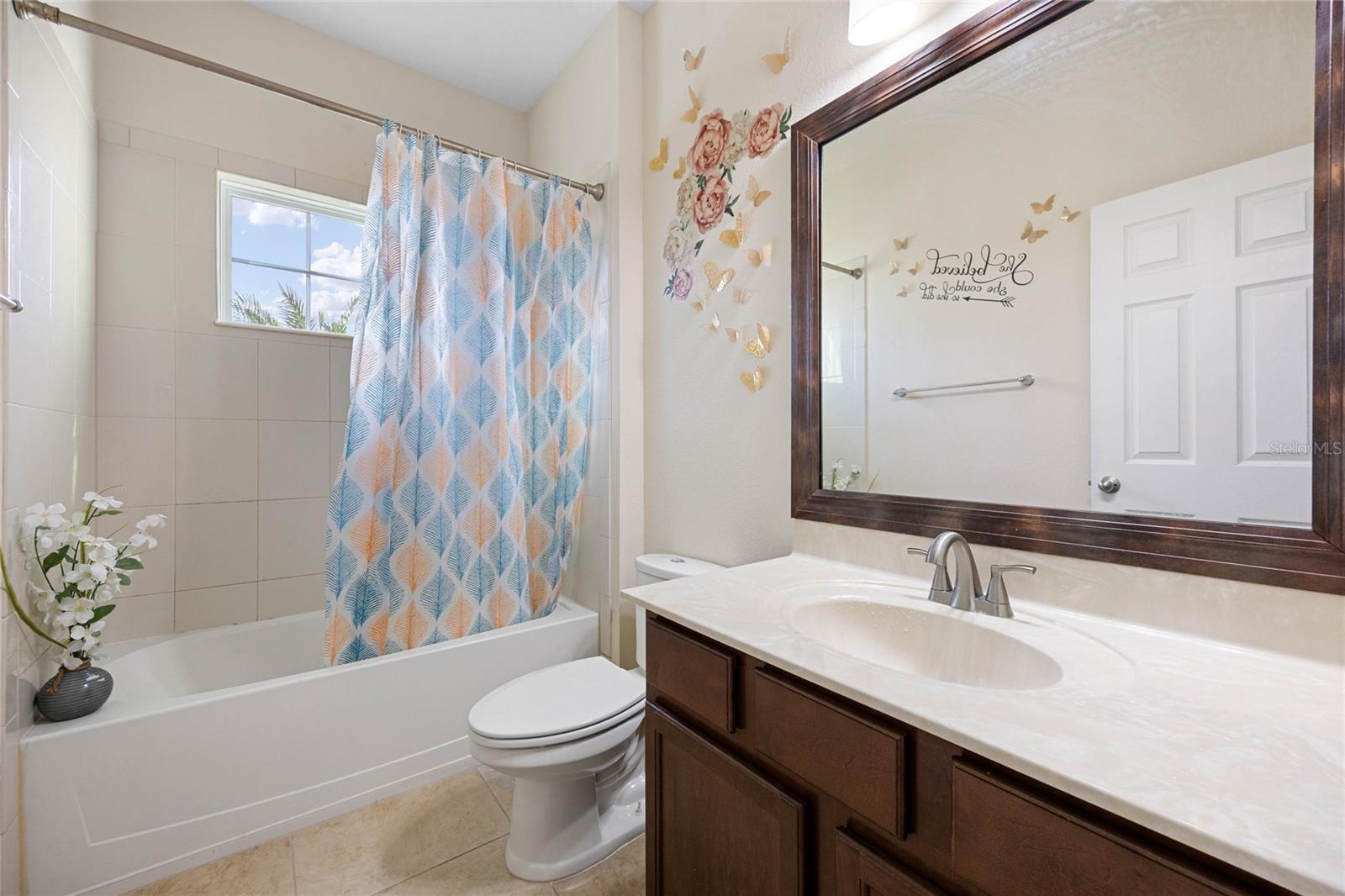 1827 PISGAH LN