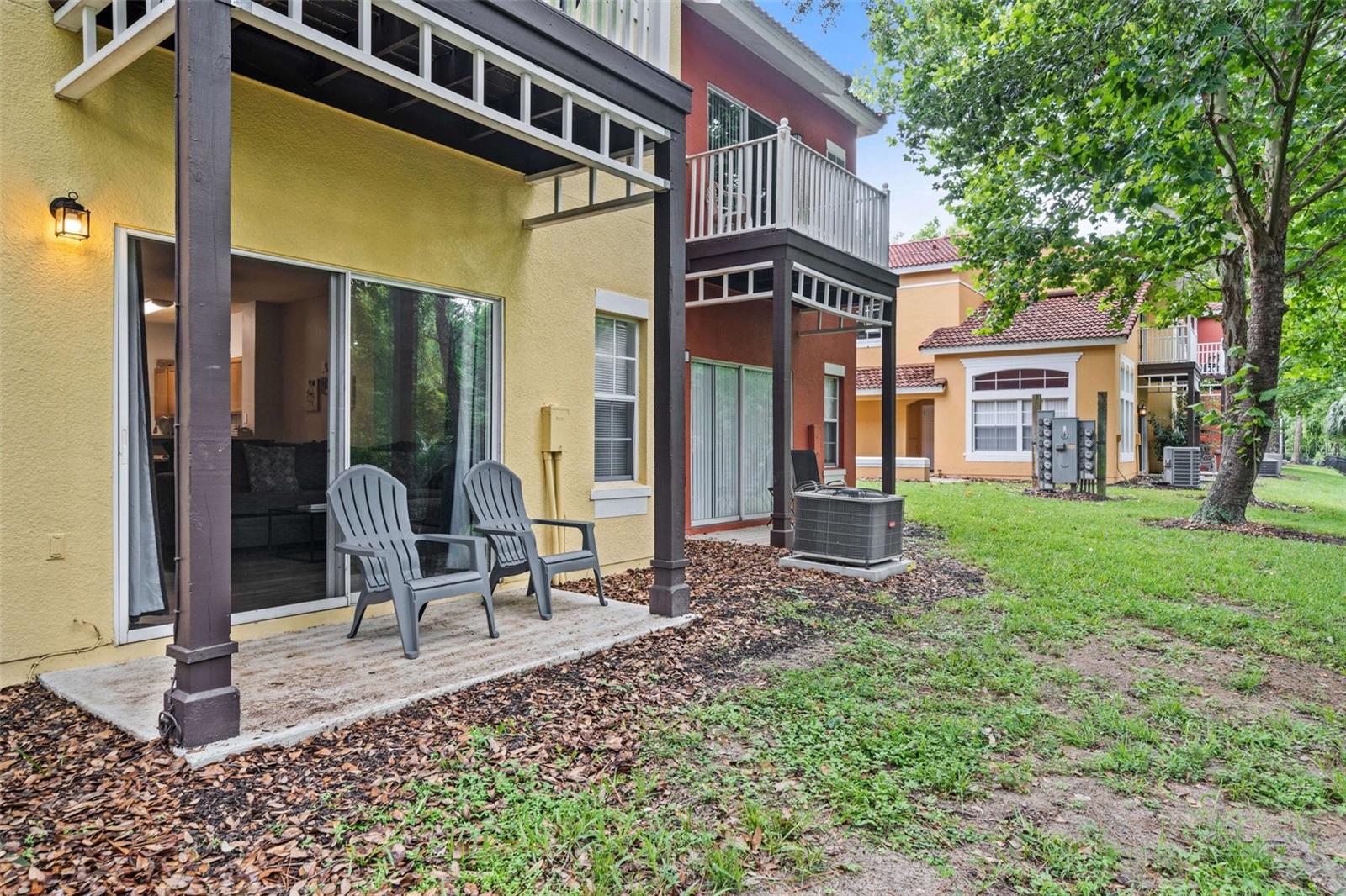 8443 CRYSTAL COVE LOOP