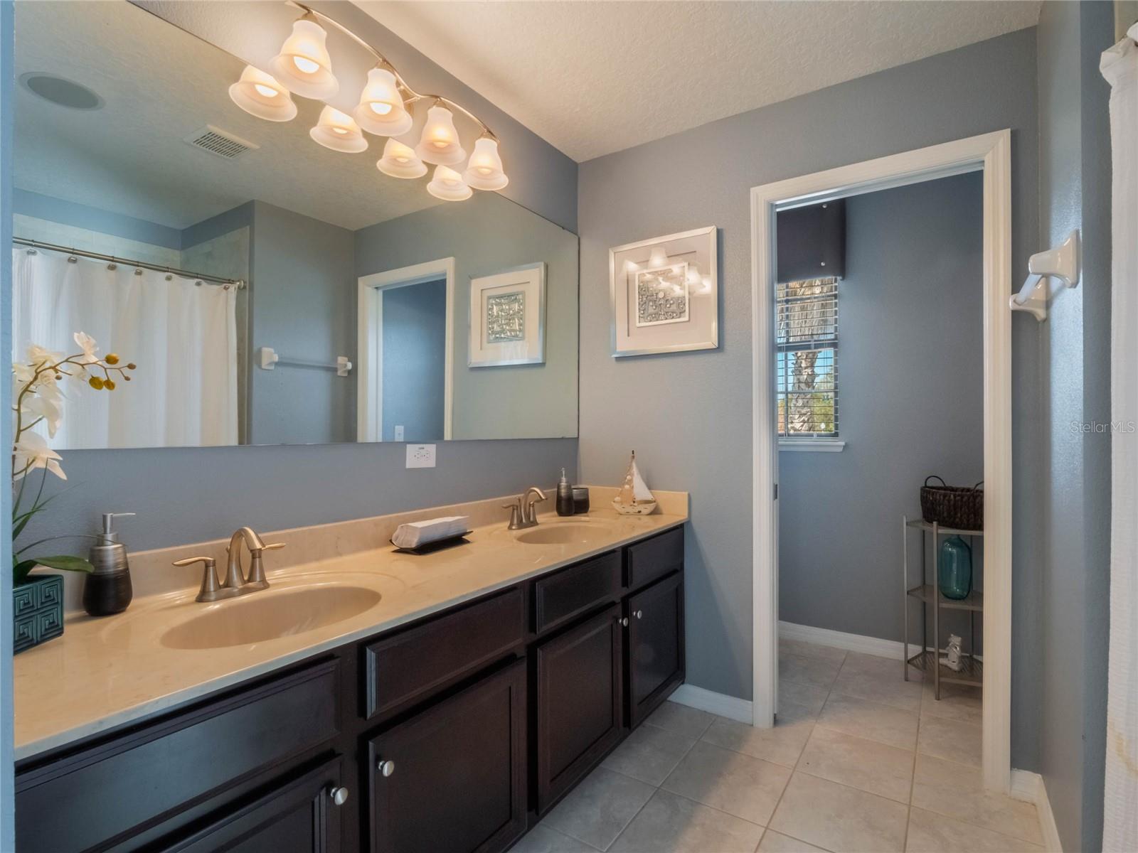 3652 CHANDLER ESTATES DR