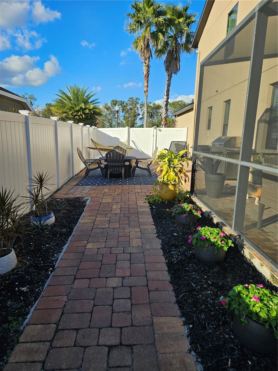 3652 CHANDLER ESTATES DR