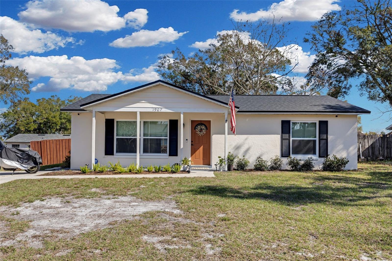 1907 JESSICA LEA LN