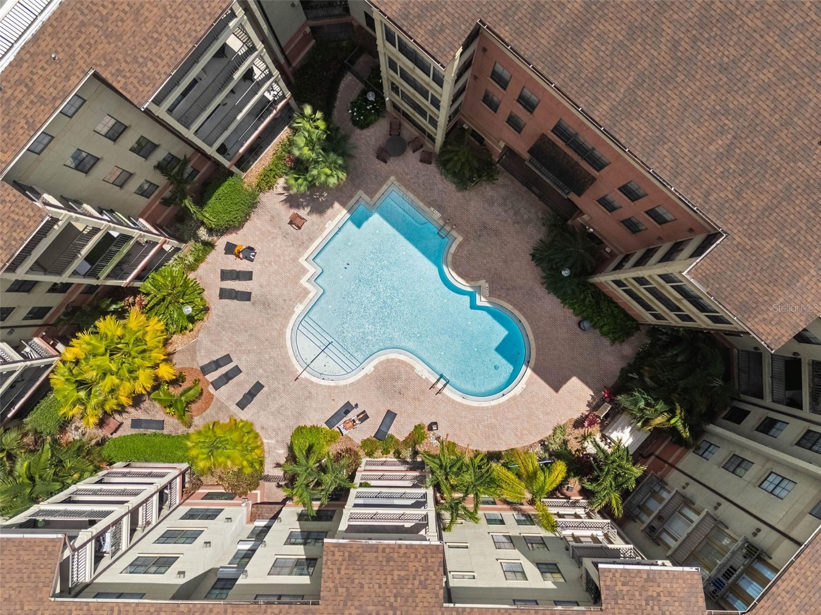 911 N ORANGE AVE #352