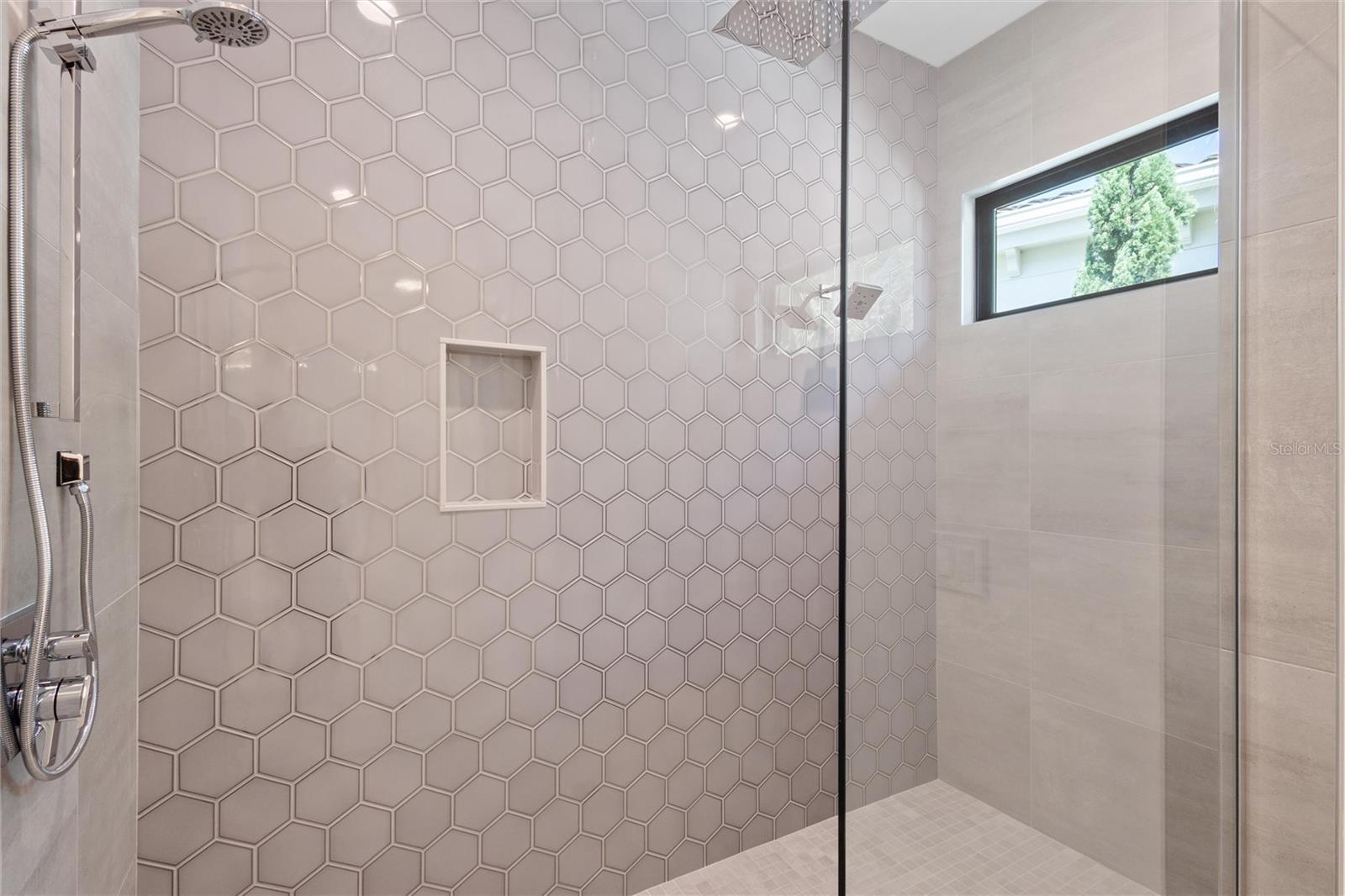 510 MUIRFIELD LOOP